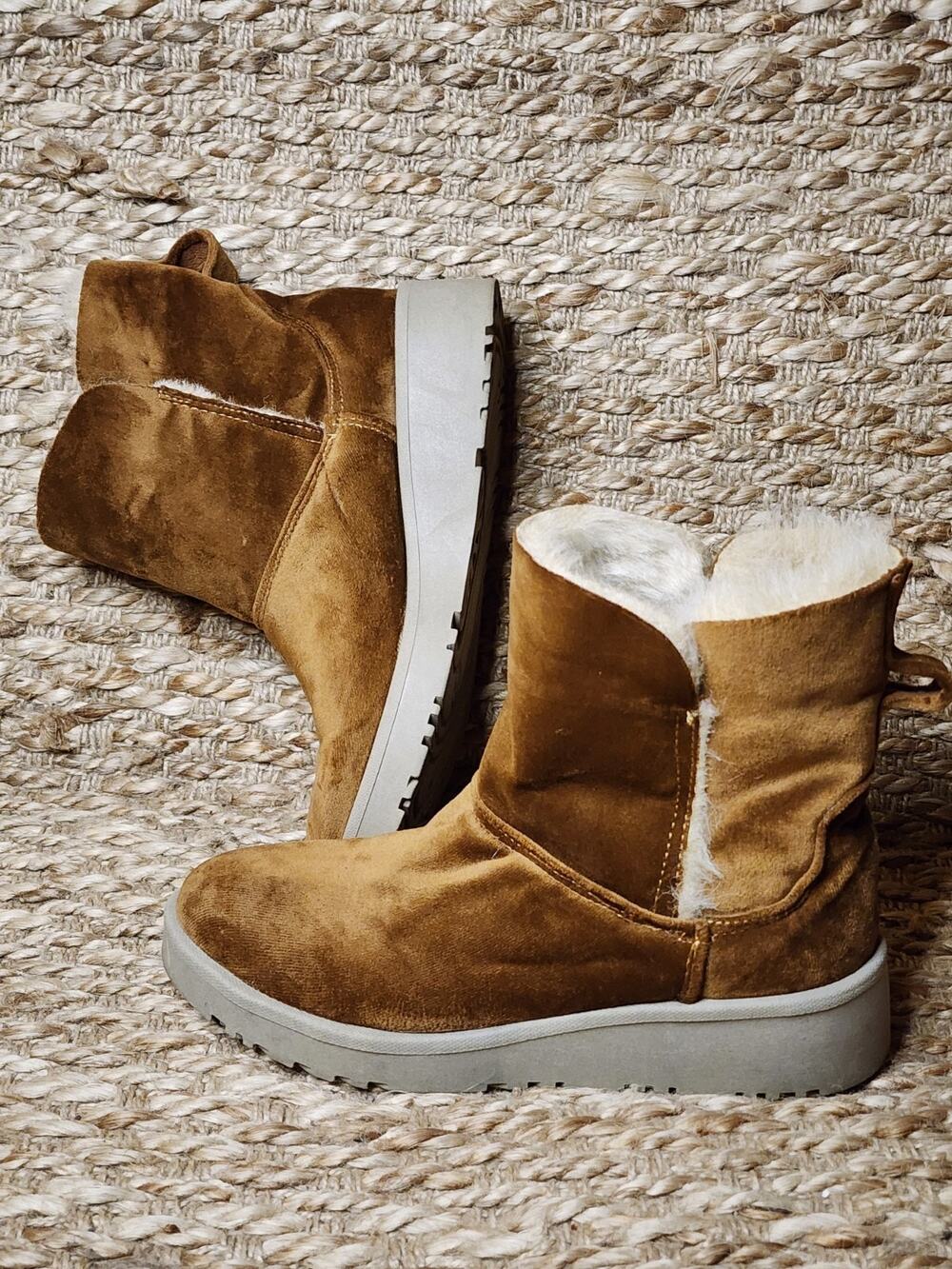 G.H. Bass & Co. Marisha Bootie Brown Winter Faux Fur Ankle Boots Women's 7.5